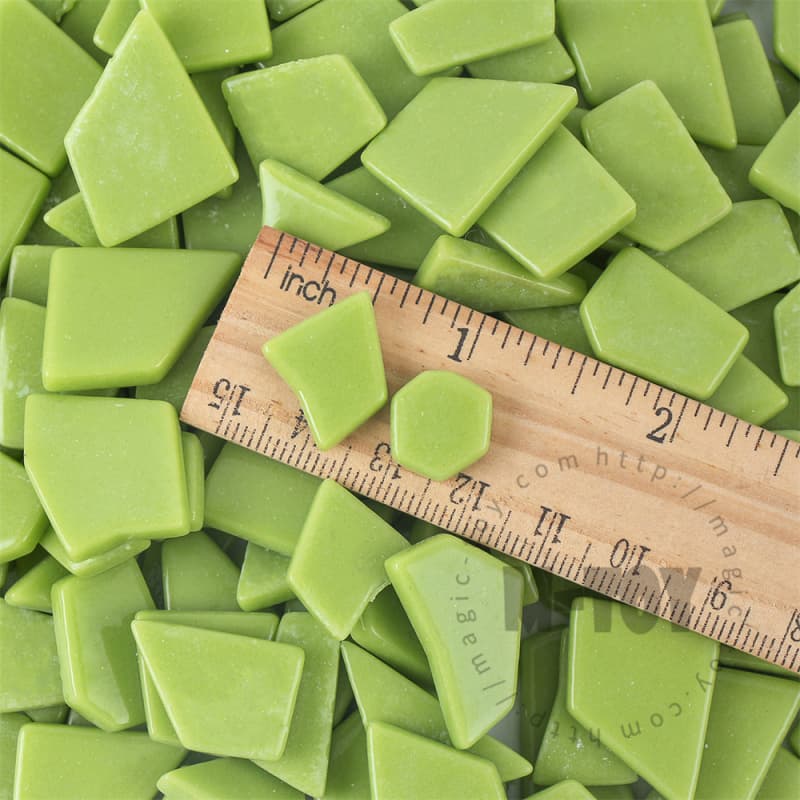Medium Green Irregular Shape Glass Mosaic IR-SS47
